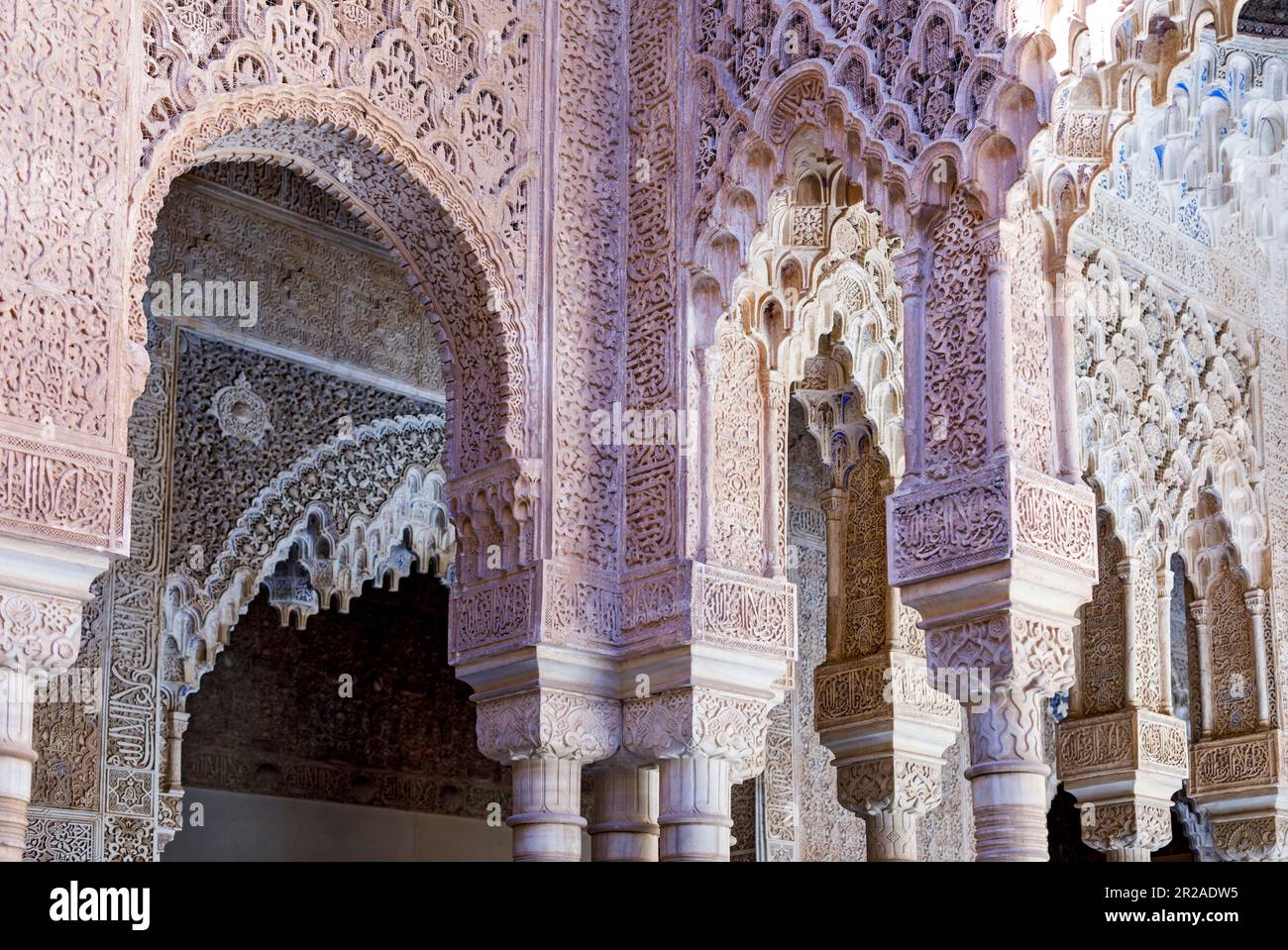 Spagna, Andalusia, Granada, Generallife, palazzo estivo, Dettagli di architettura interna, influenza moresca Foto Stock