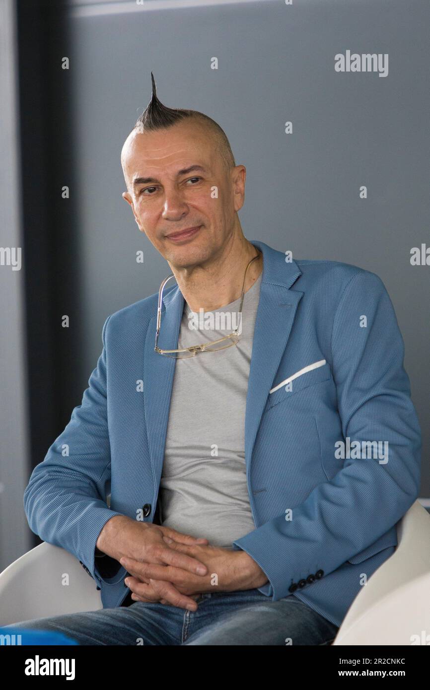 Torino, Italia. 18th maggio, 2023. Il matematico italiano e scrittore  scientifico Piergiorgio Odifreddi è ospite della Fiera del Libro di Torino  2023. Credit: Marco Destefanis/Alamy Live News Foto stock - Alamy