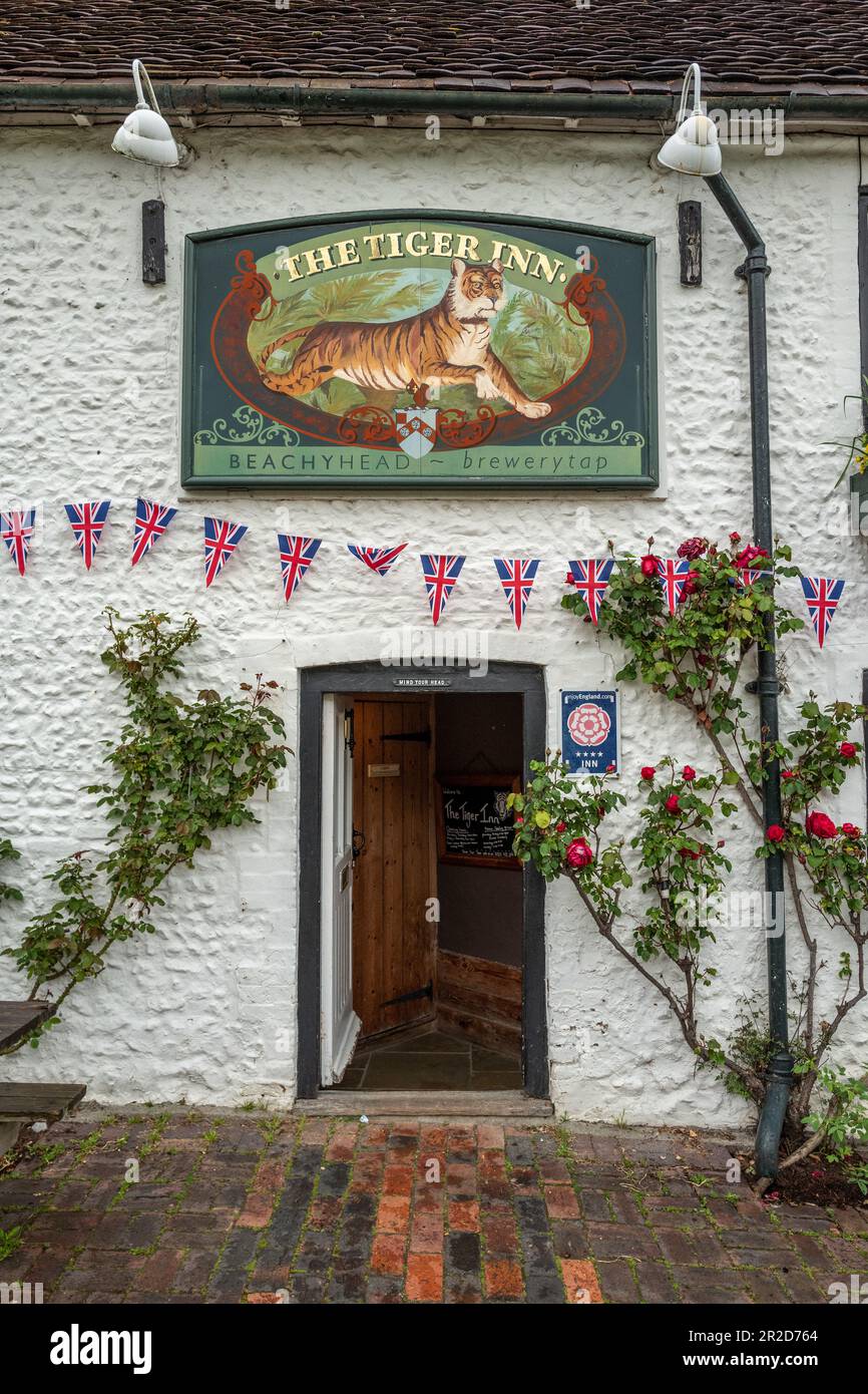 East Dean, 12th 2023 maggio: The Tiger Inn Foto Stock