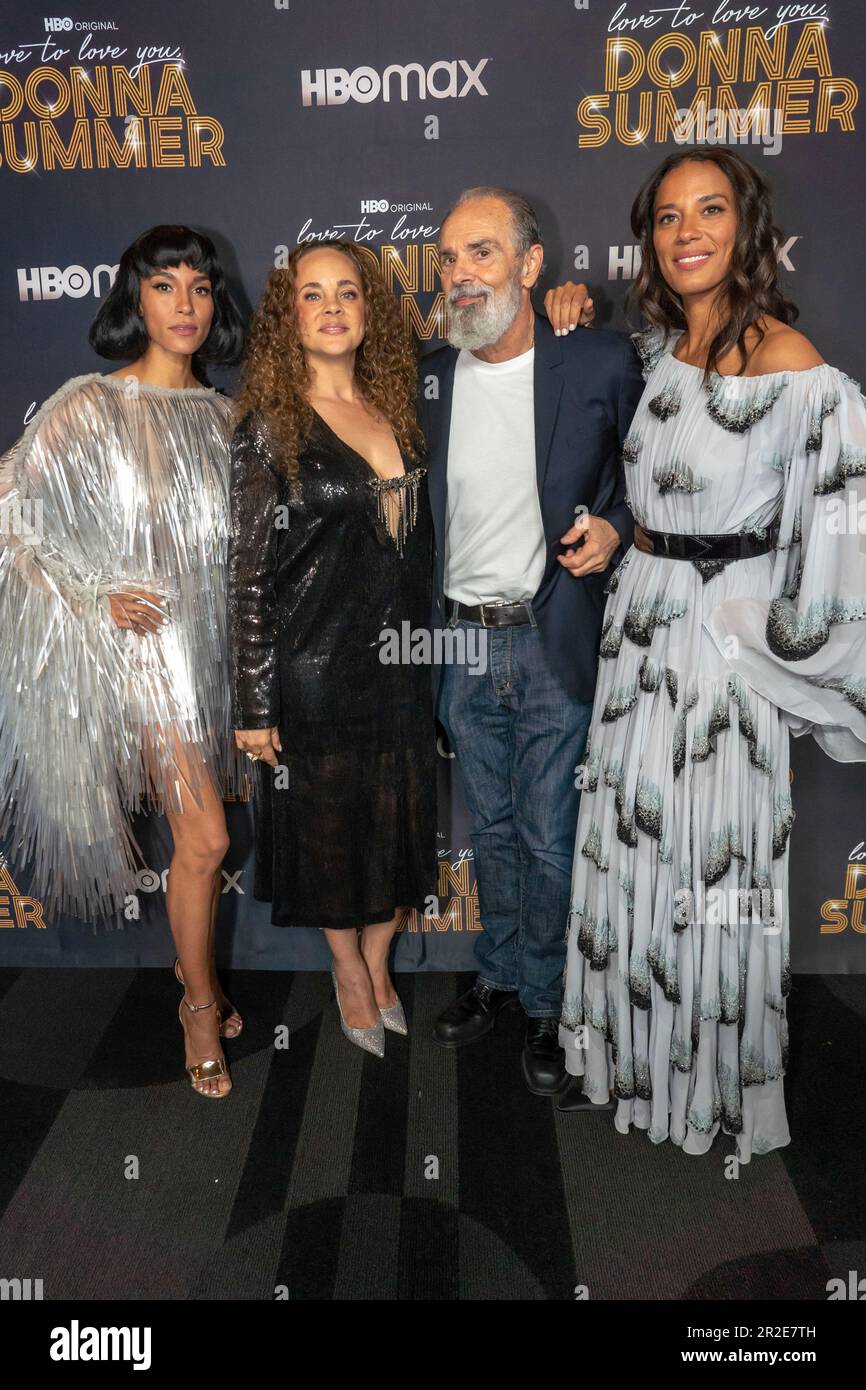 New York, New York, Stati Uniti. 18th maggio, 2023. (NEW) New York Premiere of Love TO LOVE YOU, DONNA SUMMER. 18 maggio 2023, New York, New York, USA: Brooklyn Sudano, Mimi Dohler, Bruce Sudano e Amanda Sudano-Ramirez partecipano all'HBO Documentary Films presenta la prima di love TO LOVE YOU, DONNA SUMMER" di New york presso la sala da ballo Edison il 18 maggio 2023 a New York City. (Credit Image: © M10S/TheNEWS2 via ZUMA Press Wire) SOLO PER USO EDITORIALE! Non per USO commerciale! Foto Stock