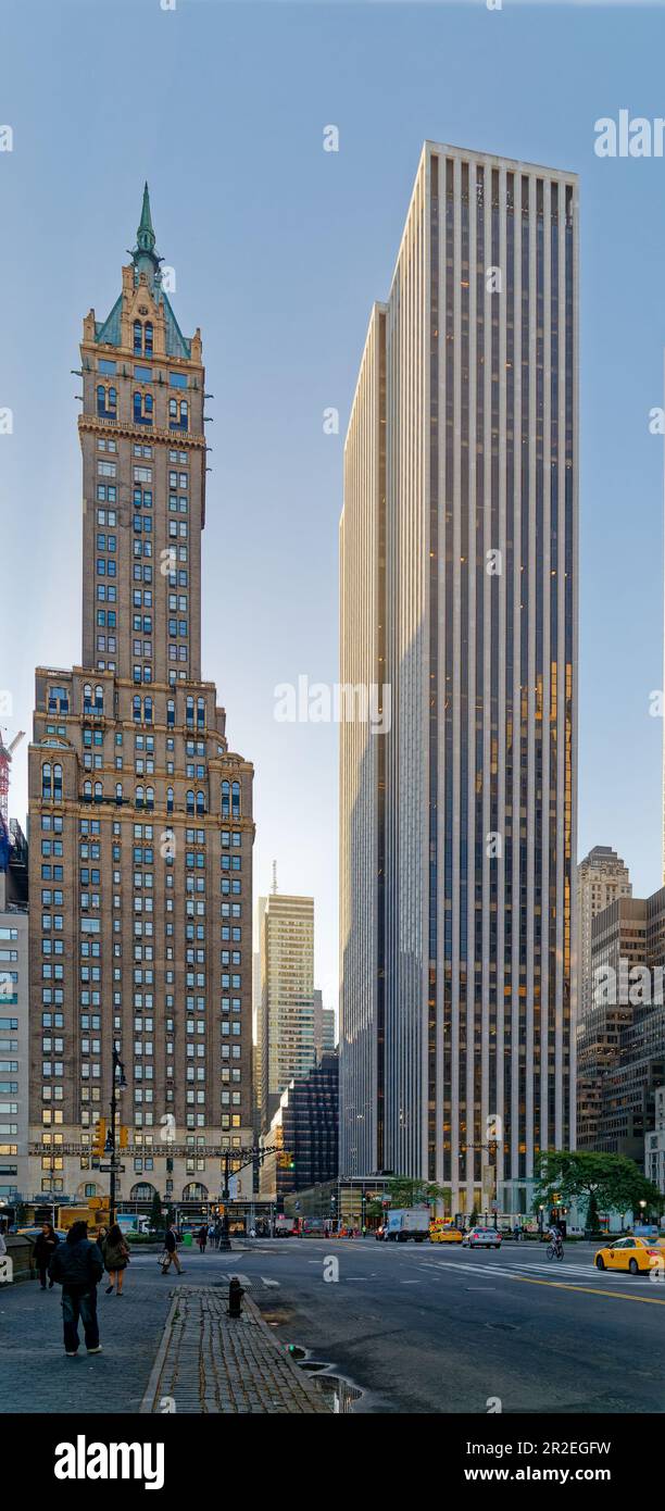 Edifici Sherry-Netherland e General Motors sulla Fifth Avenue alla 59th Street, di fronte al Grand Army Plaza di Manhattan. Foto Stock