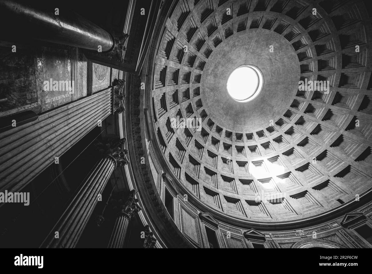 Veduta dell'architettura e della cupola del Pantheon a Roma Foto Stock