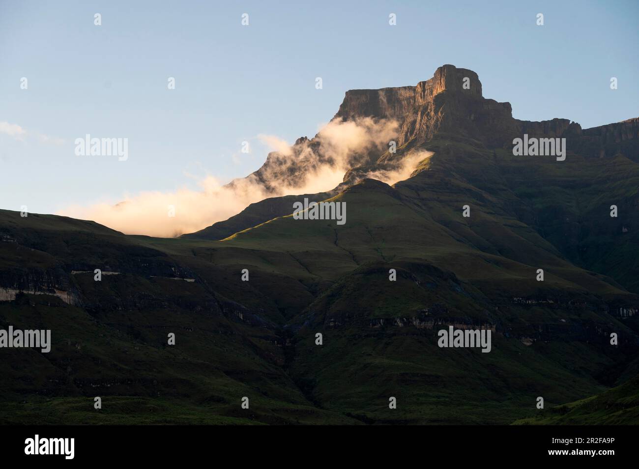 Anfiteatro, Royal Natal National Park, Drakensberg South, Kwa Zulu Natal, Sudafrica Foto Stock