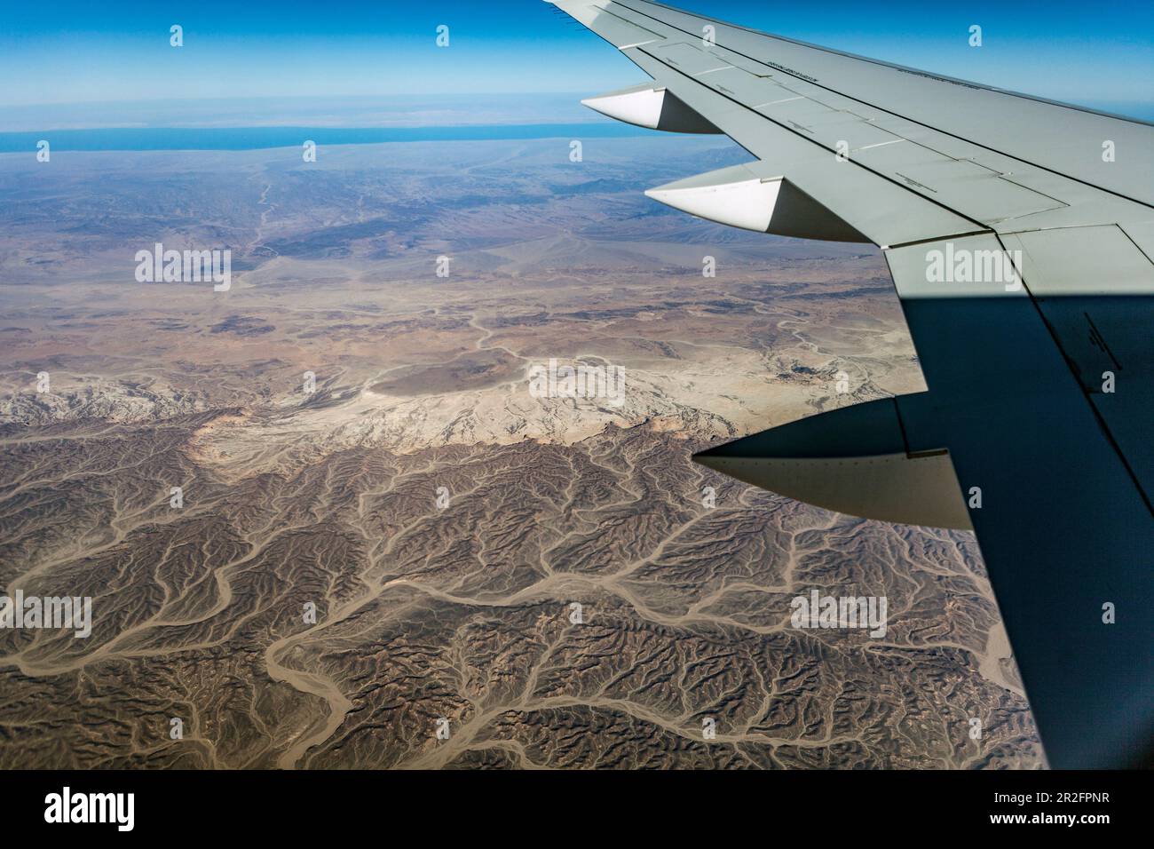 Vista aerea dei fiumi secchi nel deserto Arabico e del Golfo di Suez, Egitto Foto Stock
