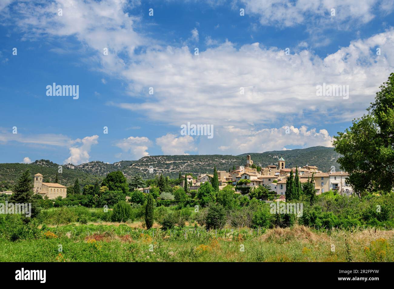 Lourmarin, Parco Naturale del Luberon, Vaucluse, Provenza-Alpi-Costa Azzurra, Francia Foto Stock