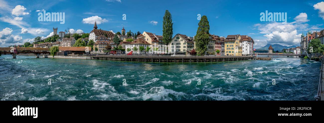 Panorama Lucerna, fiume Reuss, Svizzera | Panorama sul fiume Reuss a Lucerna, Svizzera Foto Stock