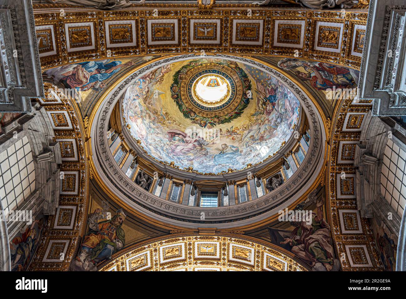 St Basilica di Pietro dall'interno, Roma, Lazio, Italia, Europa Foto Stock