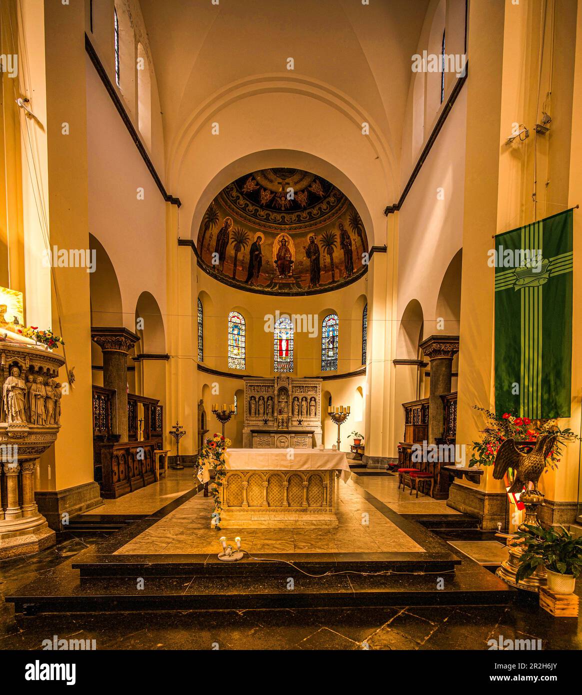 Coro della Chiesa di San Remacolo a Spa, Provincia di Liegi, Belgio Foto Stock