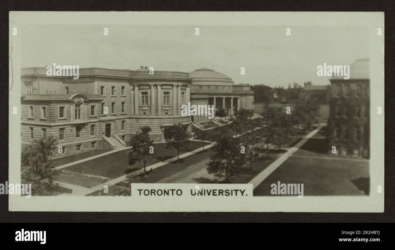 Carta da sigarette bianca e nera che mostra l'Università di Toronto a Ontraio, Canada, ca. 1920s, prodotto dalla Westminster Tobacco Company Foto Stock