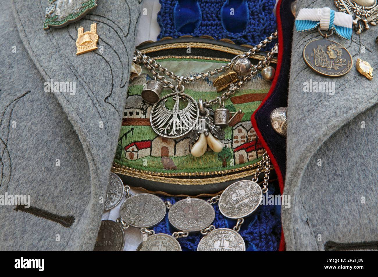 Schariwari, sfilata in costume tradizionale la prima domenica dell'Oktoberfest, Monaco, alta Baviera, Baviera, Germania Foto Stock