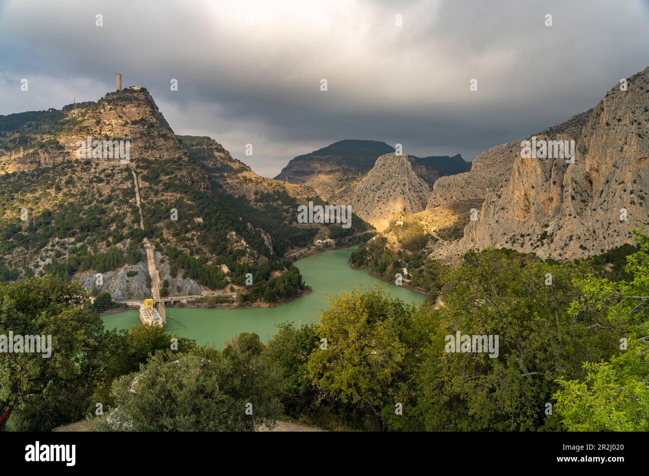 Il bacino del Tajo de la Encantada e la Garganta del Chorro, Andalusia, Spagna Foto Stock