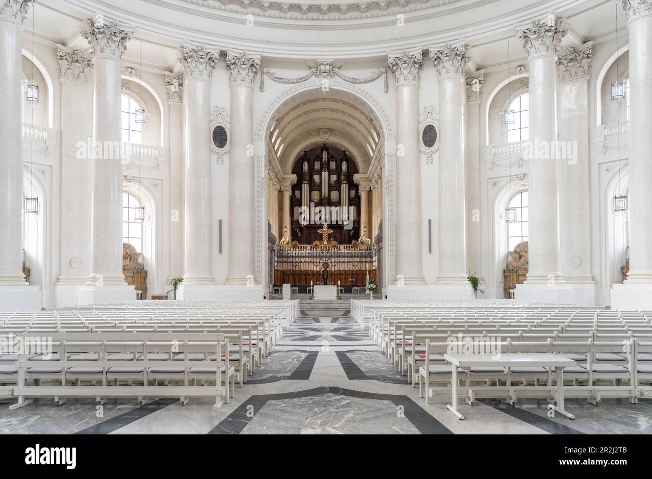 Interno e organo in St.. Blasius Cattedrale di St Blasien, Foresta Nera, Baden-Württemberg, Germania Foto Stock