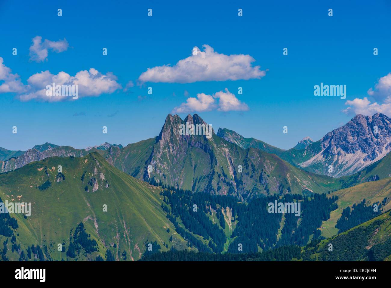 Panorama dal Wildengundkopf, 2238m al Höfats 2259m, Allgäu Alpi, Allgäu, Baviera, Germania, Europa Foto Stock