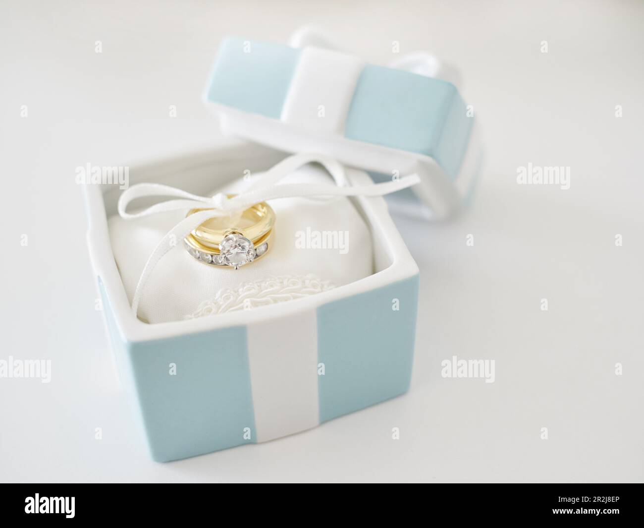 Petit Gift of Porseratu (anello) Foto Stock