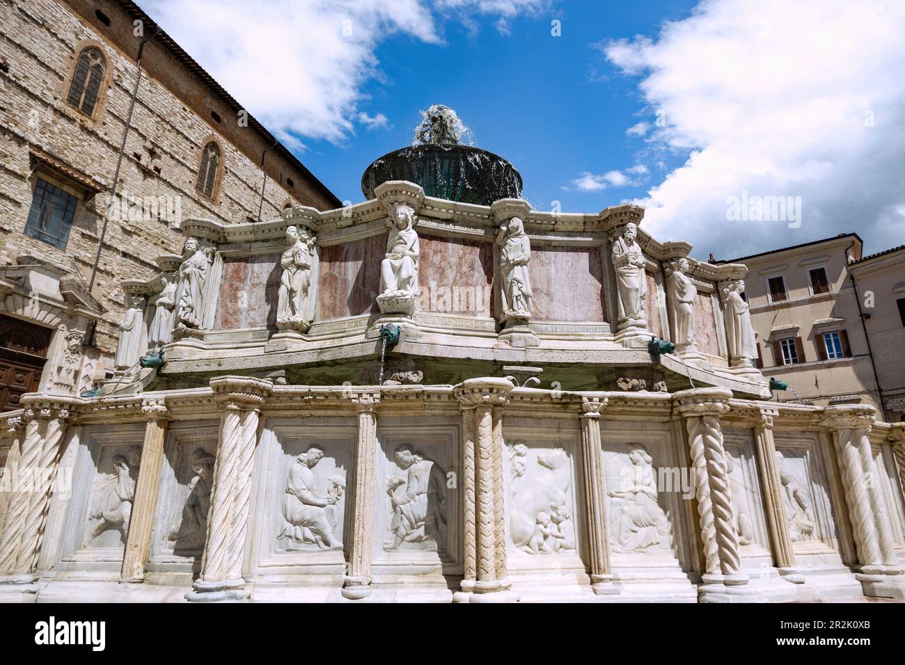 Perugia; Fontana maggiore; Cattedrale di San Lorenzo; Piazza IV Novembre Foto Stock