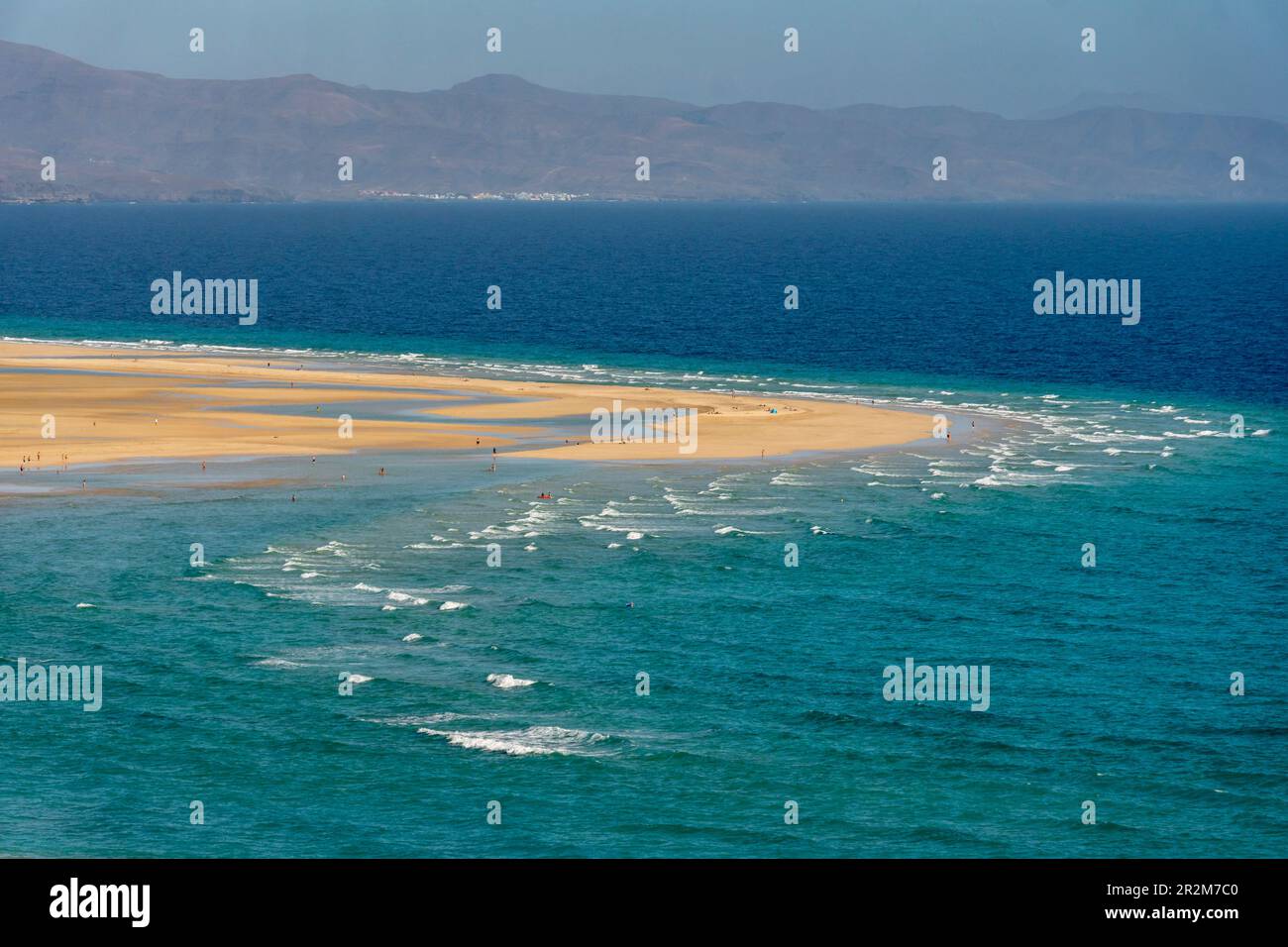Playa de Sotavento de Jandía, Sandstrand, Surfer, Wellen, Kanarische Inseln, Spagnolo, Foto Stock