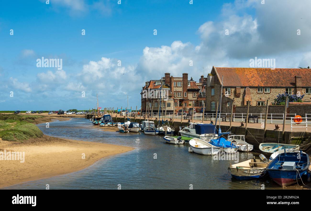 Blakeney, Norfolk, Regno Unito: 15 maggio 2023: The Quay in una prima estate giorno Foto Stock