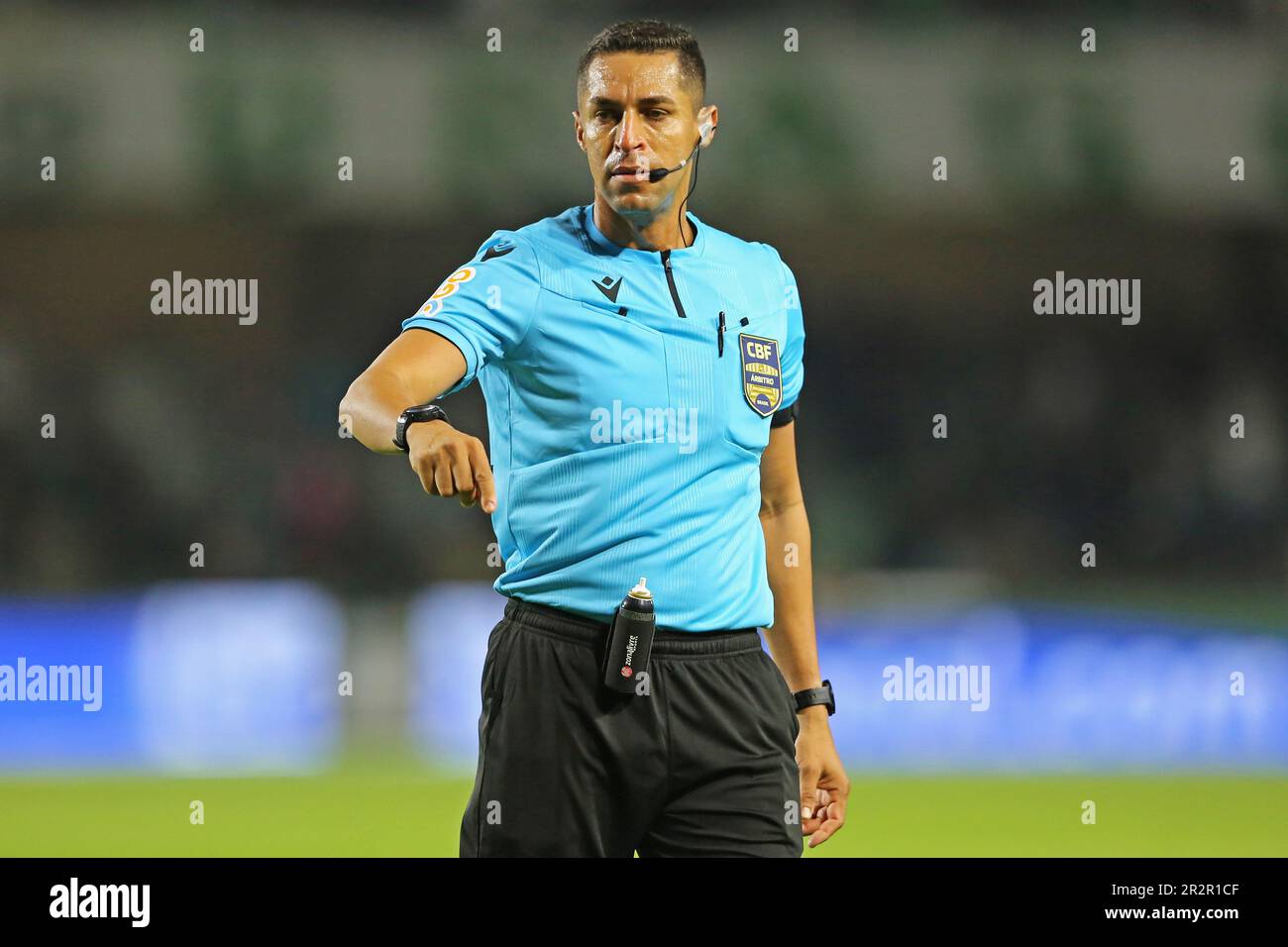 Curitiba, Brasile. 20th maggio, 2023. Couto Pereira Stadium Referee Rodrigo Jose Pereira de Lima, durante la partita tra Coritiba e Atletico Mineiro, per il 7th° round del Campionato brasiliano 2023, allo Stadio Couto Pereira questo Sabato, 20. €30761 (Heuler Andrey/SPP) Credit: SPP Sport Press Photo. /Alamy Live News Foto Stock