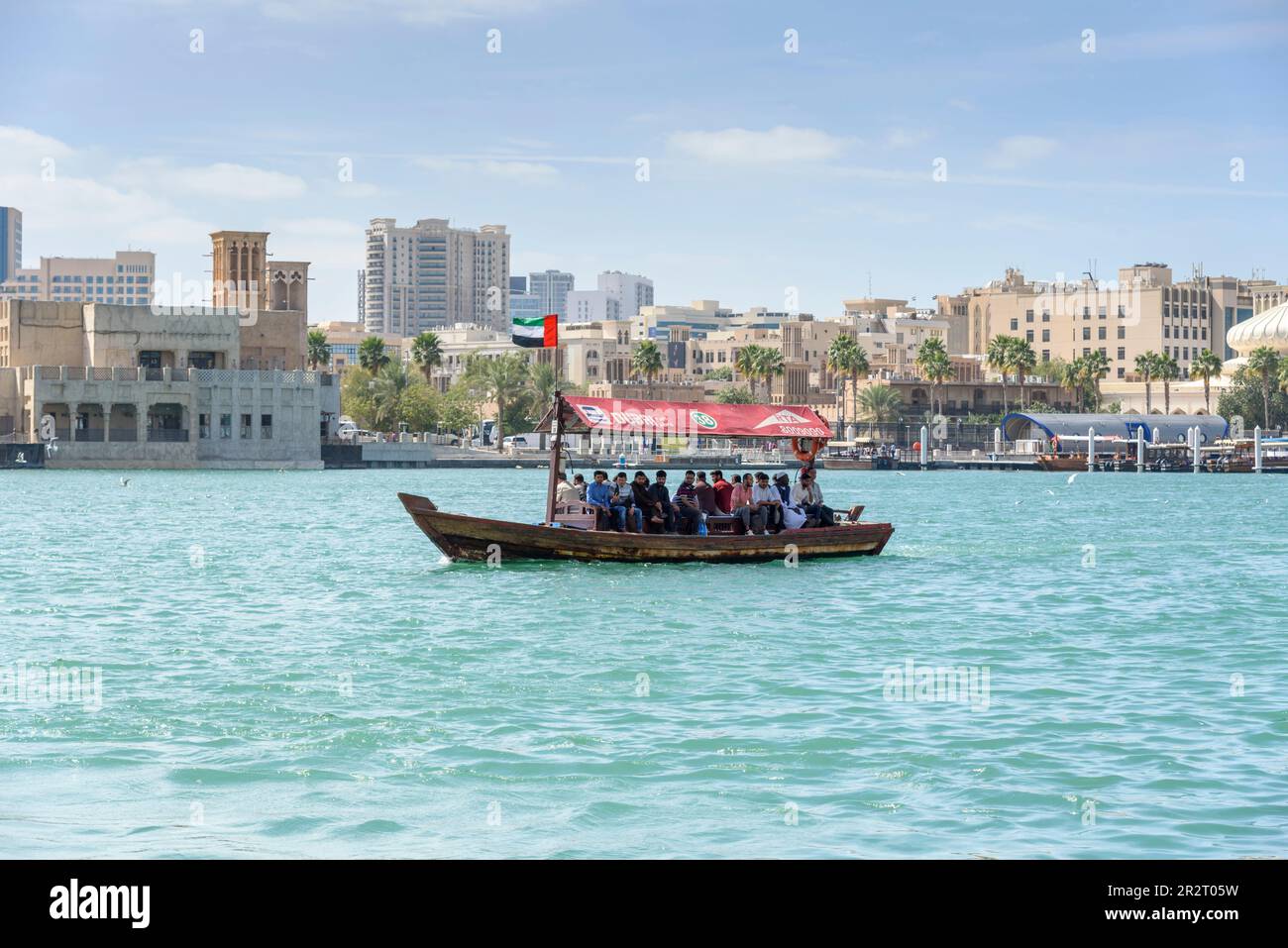 Abra traghetto o taxi d'acqua a Khor Dubai (Dubai Creek), Dubai, Emirati Arabi Uniti Foto Stock