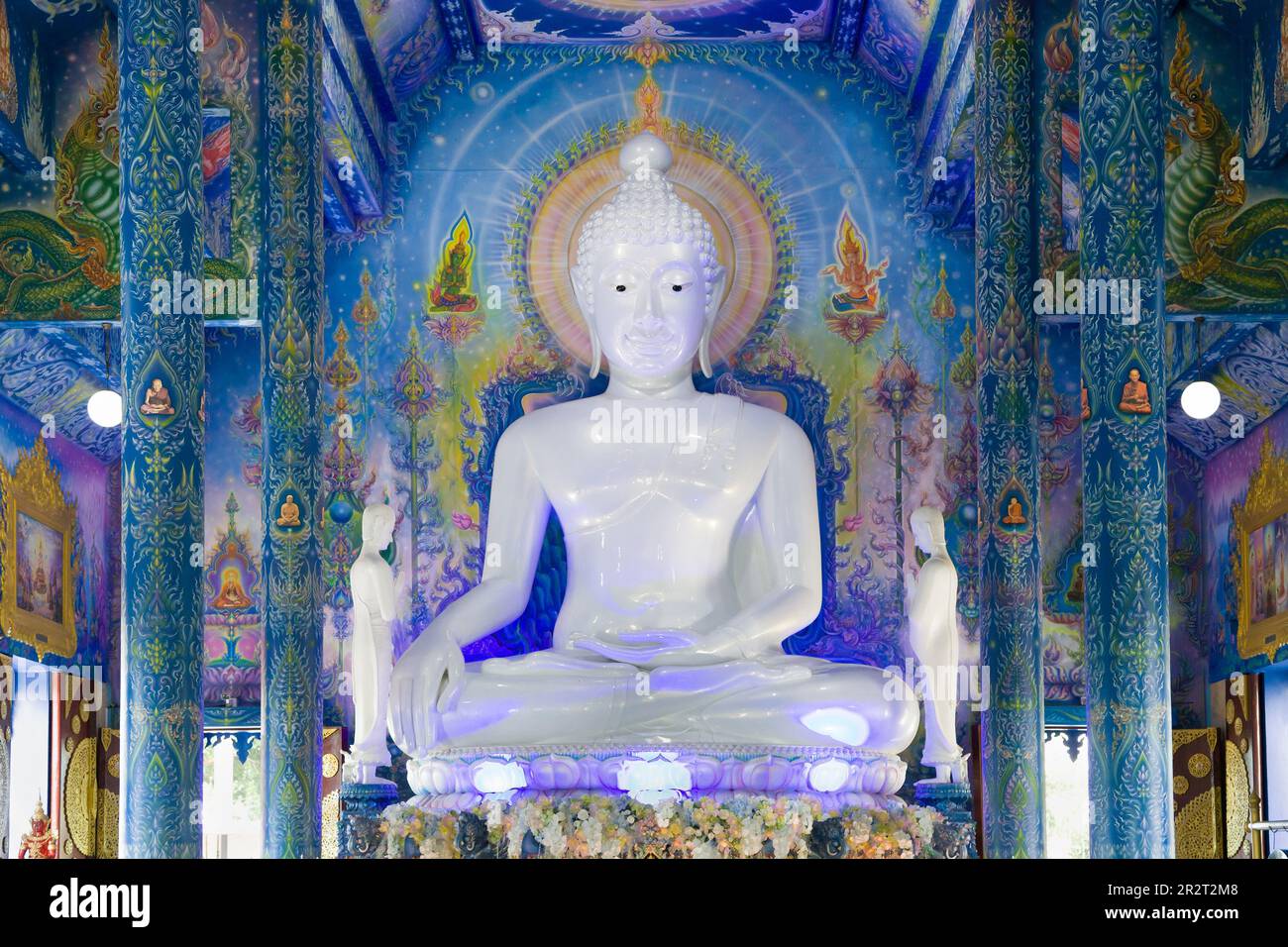 Grande Buddha del Tempio Blu a Chiang Rai, Thailandia. Foto Stock