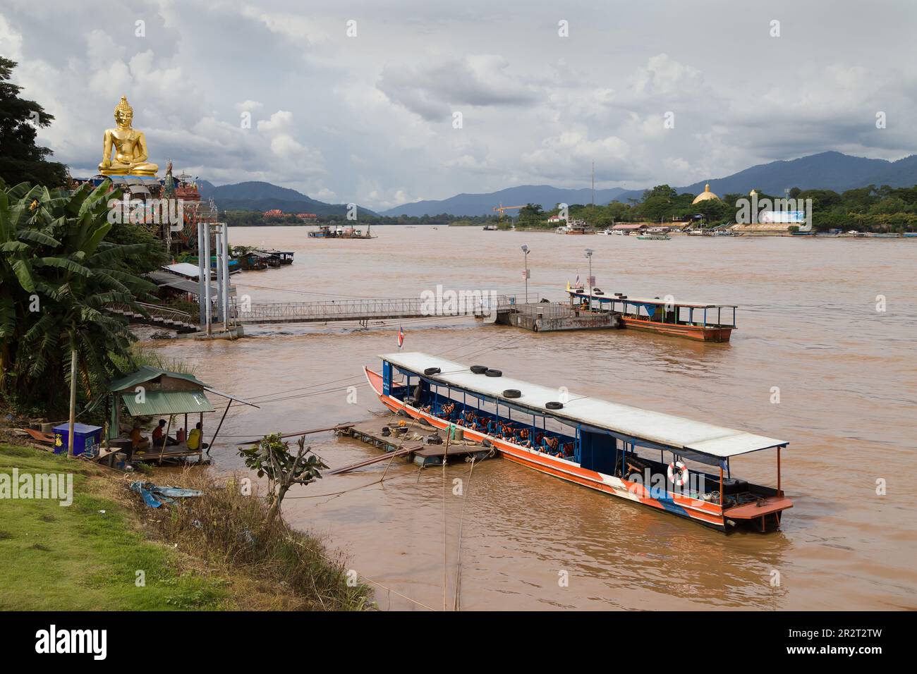 SOP Ruak, Thailandia - 7 settembre 2018: Fiume Mekong da SOP Ruak, Triangolo d'Oro, Thailandia. Foto Stock