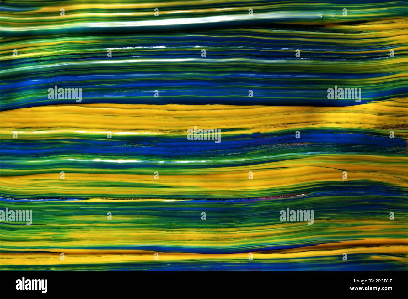 Sfondo colorato astratto con strisce orizzontali. Sfondo a righe di colore misto. Foto Stock