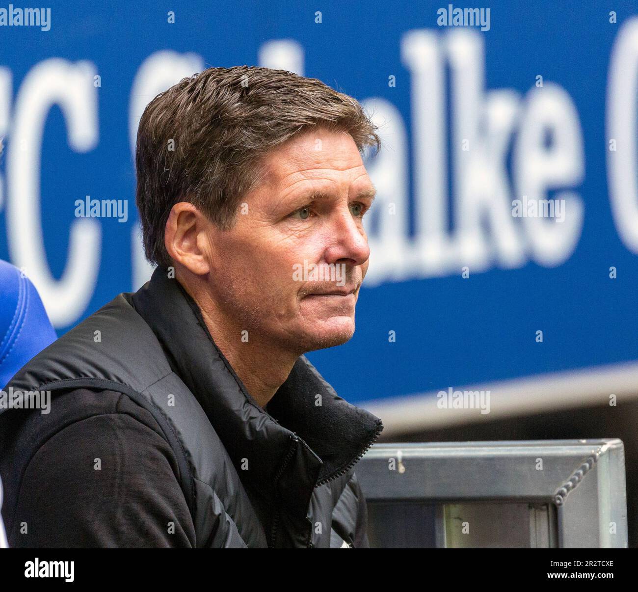 Sports, football, Bundesliga, 2022/2023, FC Schalke 04 vs. SG Eintracht Frankfurt 2-2, Veltins Arena Gelsenkirchen, allenatore di testa Oliver Glasner (SGE), le NORMATIVE DFL VIETANO QUALSIASI USO DI FOTOGRAFIE COME SEQUENZE DI IMMAGINI E/O QUASI-VIDEO Foto Stock