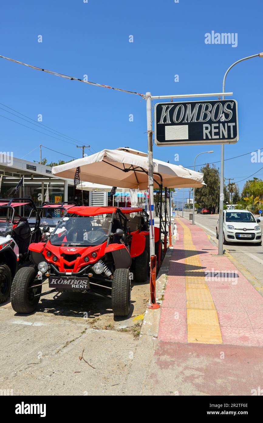 Kos, Grecia - 7 maggio 2023: Buggy, veicoli ricreativi con ruote grandi e pneumatici grassi offerti da una società di noleggio locale sull'isola di Kos. Grecia Foto Stock