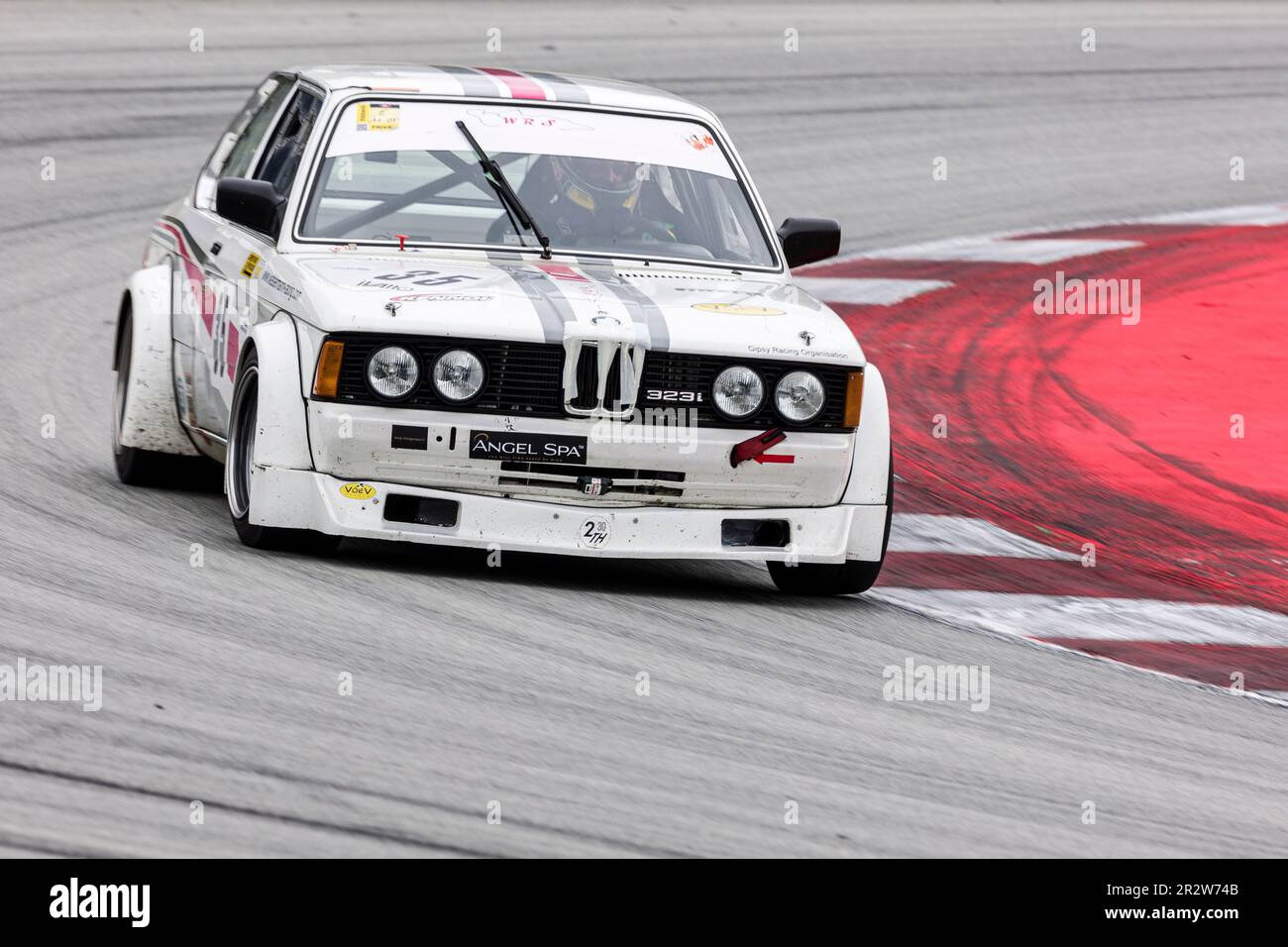 21st maggio 2023; Circuit de Barcelona-Catalunya, Barcellona, Catalogna, Spagna: 6 ore di Barcellona, Day 2; Eric Wassermann (fra) e Thierry Mathez (sui) gareggiano con la loro Wassermann Racing BMW 323 i. Foto Stock