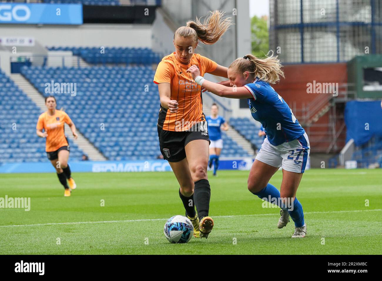 Glasgow, Regno Unito. 21st maggio, 2023. Glasgow City ha vinto un gol, segnato da Laura Davidson (Glasgow City, 14) per vincere il campionato e il loro titolo scozzese 16th. Il punteggio finale di Rangers 0 - 1 Glasgow City, ha preso il titolo da Rangers, i campioni precedenti. Il gol, segnato in tempi supplementari, è stato sufficiente a negare ai Celtic, che giocavano cuori a Parkhead e vincevano 2 - 0, dal sorpasso in vetta alla classifica. Credit: Findlay/Alamy Live News Foto Stock