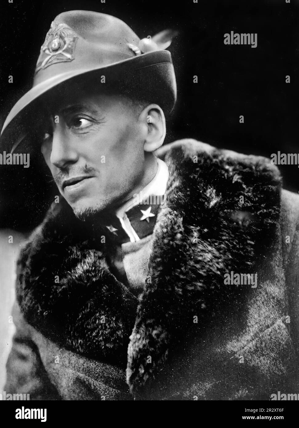Gabriele d'Annunzio è stato scrittore, poeta, drammaturgo, politico soldato, giornalista e patriota italiano, famosa figura della prima guerra mondiale Foto Stock
