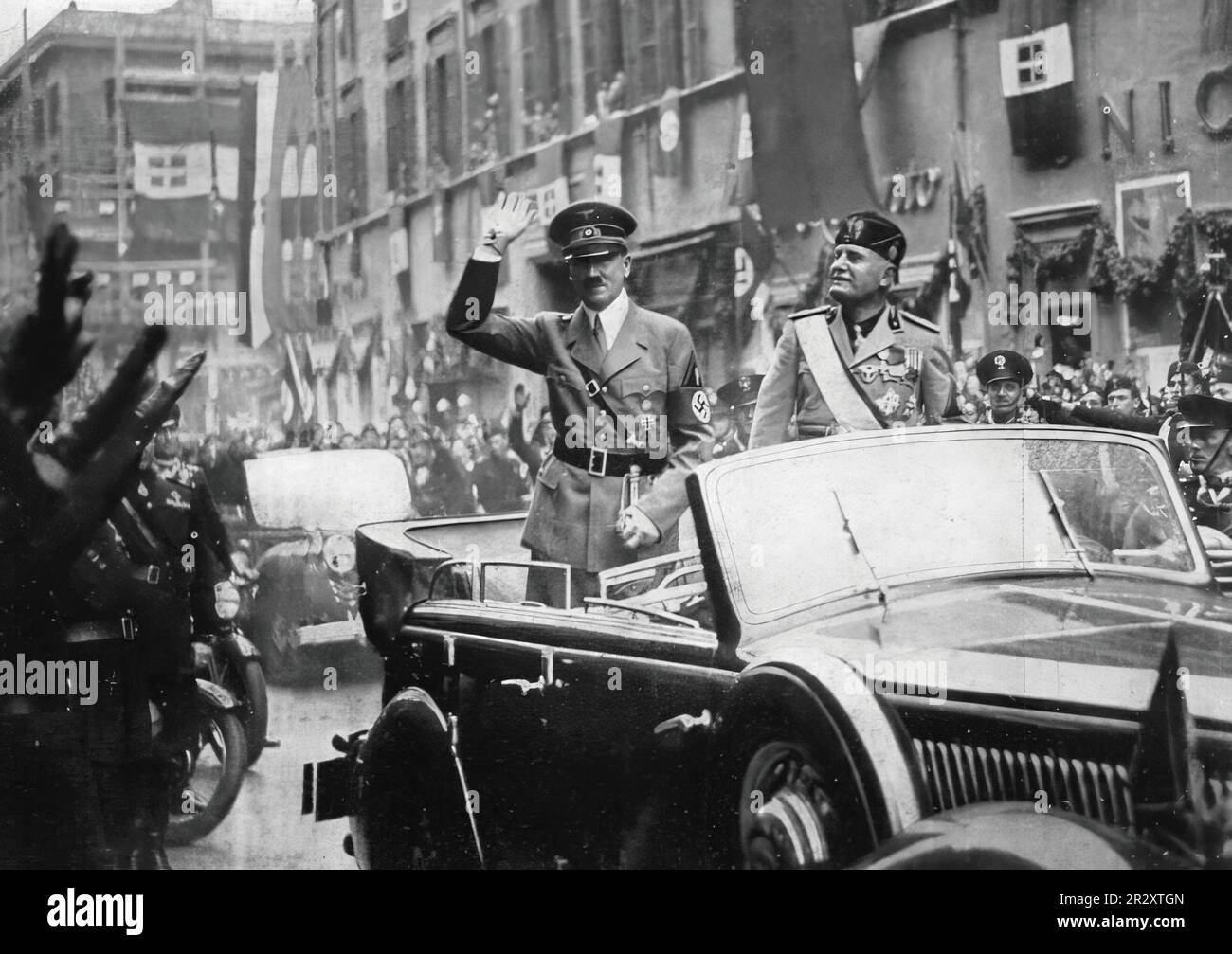 Incontro del dittatore italiano Benito Mussolini con il dittatore nazista Hitler in Italia nel 1938 Foto Stock