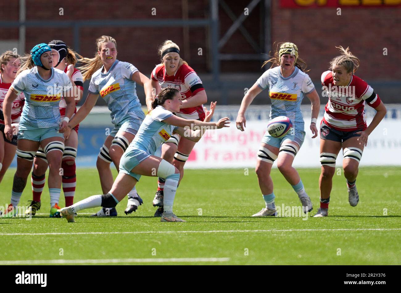 Gloucester,UK, 21 maggio 2023 Lucy Packer (Harlequins) passa la palla durante il Premier Allianz 15 GloucesterHartpury v Harlequins al Kingsholm Stadium Gloucester Regno Unito il 21 2023 maggio Alamy Live News Punteggio finale: 67-14 Credit: Graham Glendinning / GlennSports/Alamy Live News Foto Stock