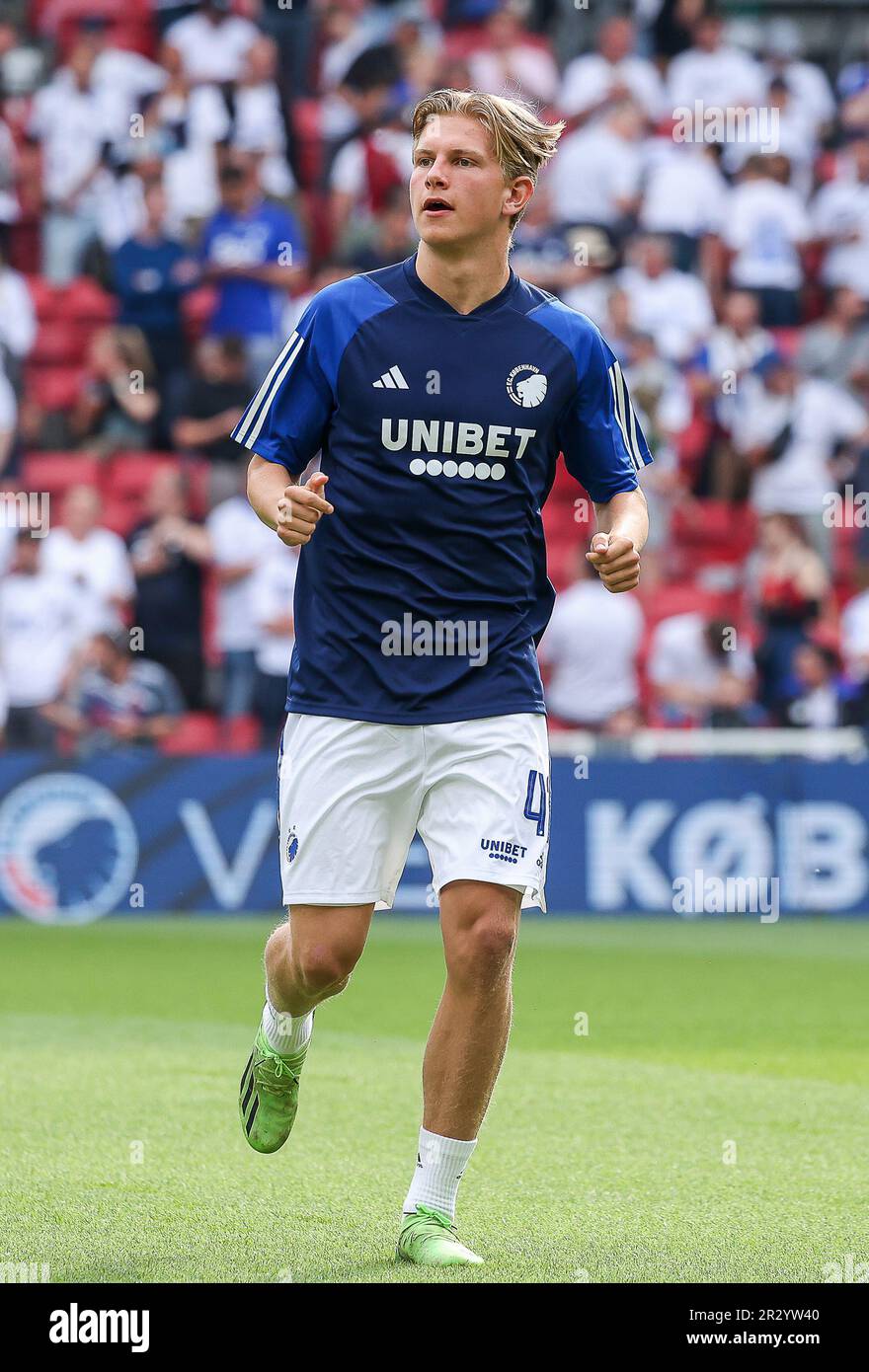 Copenaghen, Danimarca. 21st maggio, 2023. Thomas Jorgensen (42) del FC Copenhagen si sta riscaldando prima dell'incontro Superliga del 3F tra il FC Copenhagen e Aarhus GF a Parken a Copenhagen. (Photo Credit: Gonzales Photo/Alamy Live News Foto Stock