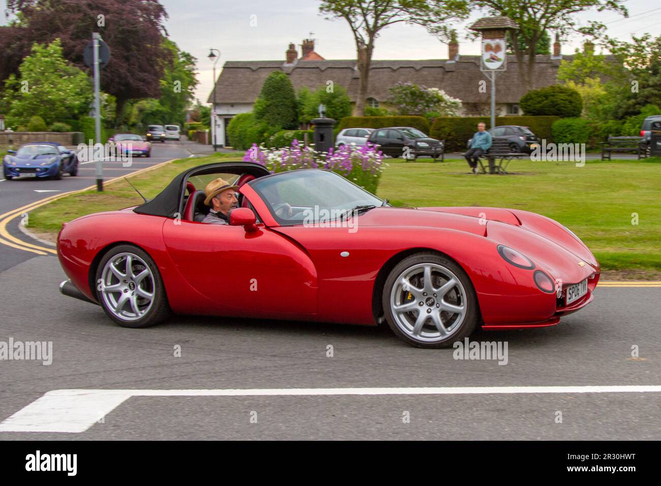 2006 Red Blackpool costruito British sports car TVR Tuscan Car Roadster benzina 4500 cc; in rotta per il Lytham St Annes Classic & Performance Motor Vehicle show mostre di auto classiche, Regno Unito Foto Stock