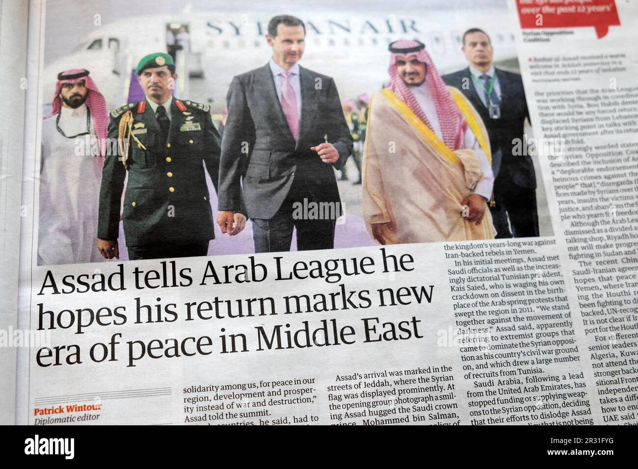 Bashar al 'Assad racconta alla Lega araba spera che il suo ritorno segni una nuova era di pace in Medio Oriente' Guardian giornale headline 21 maggio 2023 Londra UK Foto Stock