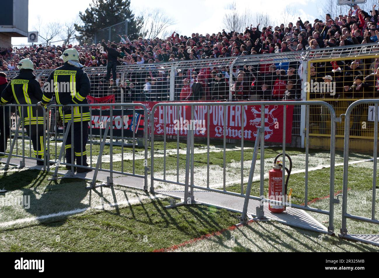 FC Carl Zeiss Jena - FC Rot WeiÃŸ Erfurt Foto Stock