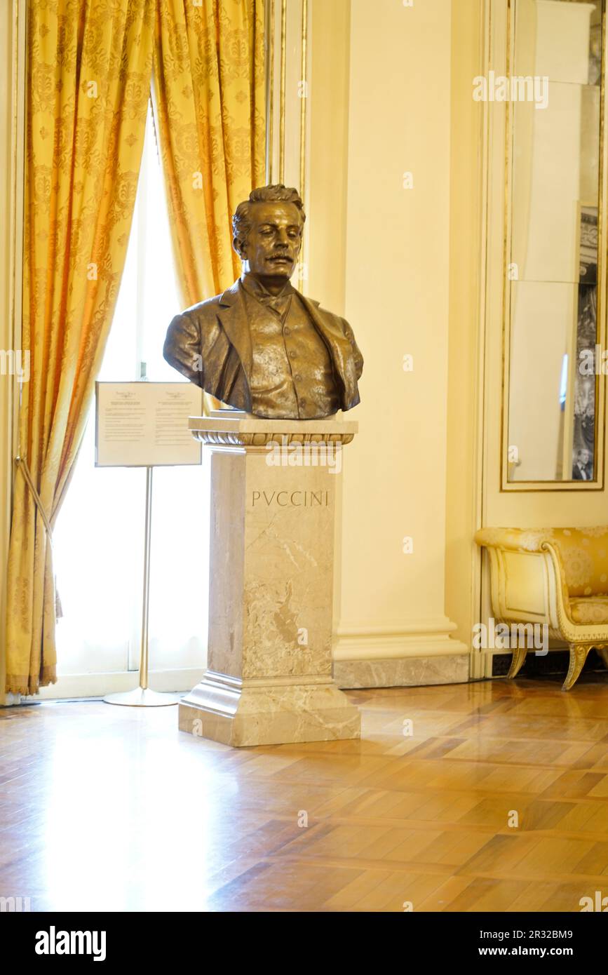 Busto di Giacomo Puccini compositore e musicista, Museo teatrale alla Scala, Milano, Lombardia, Italia, Europa Foto Stock