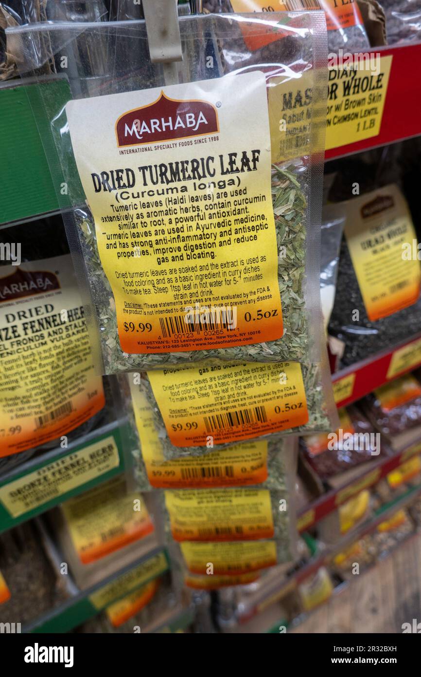 Il Kalustyan's Indian Spice Shop è un negozio specializzato a Murray Hill, New York City, USA 2023 Foto Stock