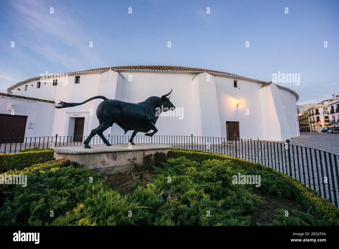 Plaza de Toros de Ronda, propiedad de la Real Maestranza de Caballería de Ronda Ronda ,provincia de MálagaAndalucia, Spagna. Foto Stock