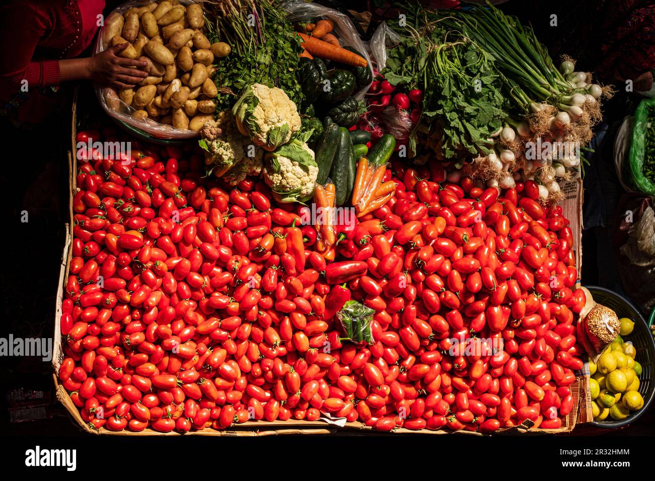 Mercado tradicional, Chichicastenango, Quiché, Guatemala, America centrale. Foto Stock