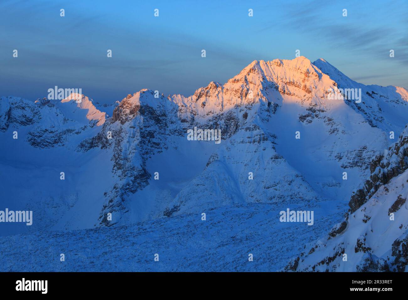 Karwendel alla luce dell'ultima sera, Tirolo, Tirolo Foto Stock
