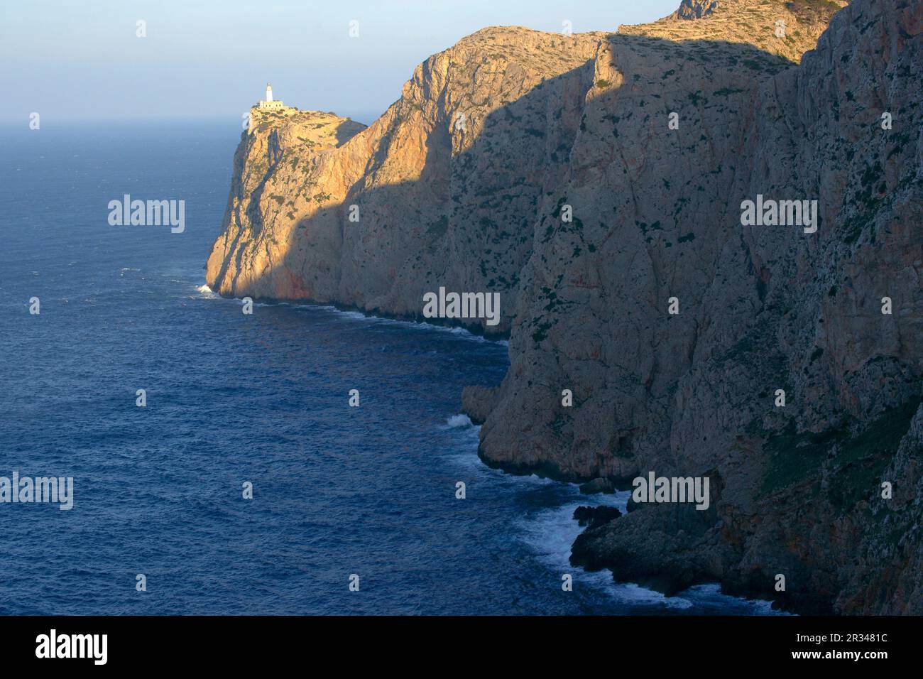 Faro de Formentor (1863). Cap de Formentor.Pollença.Mallorca.Baleares.España. Foto Stock