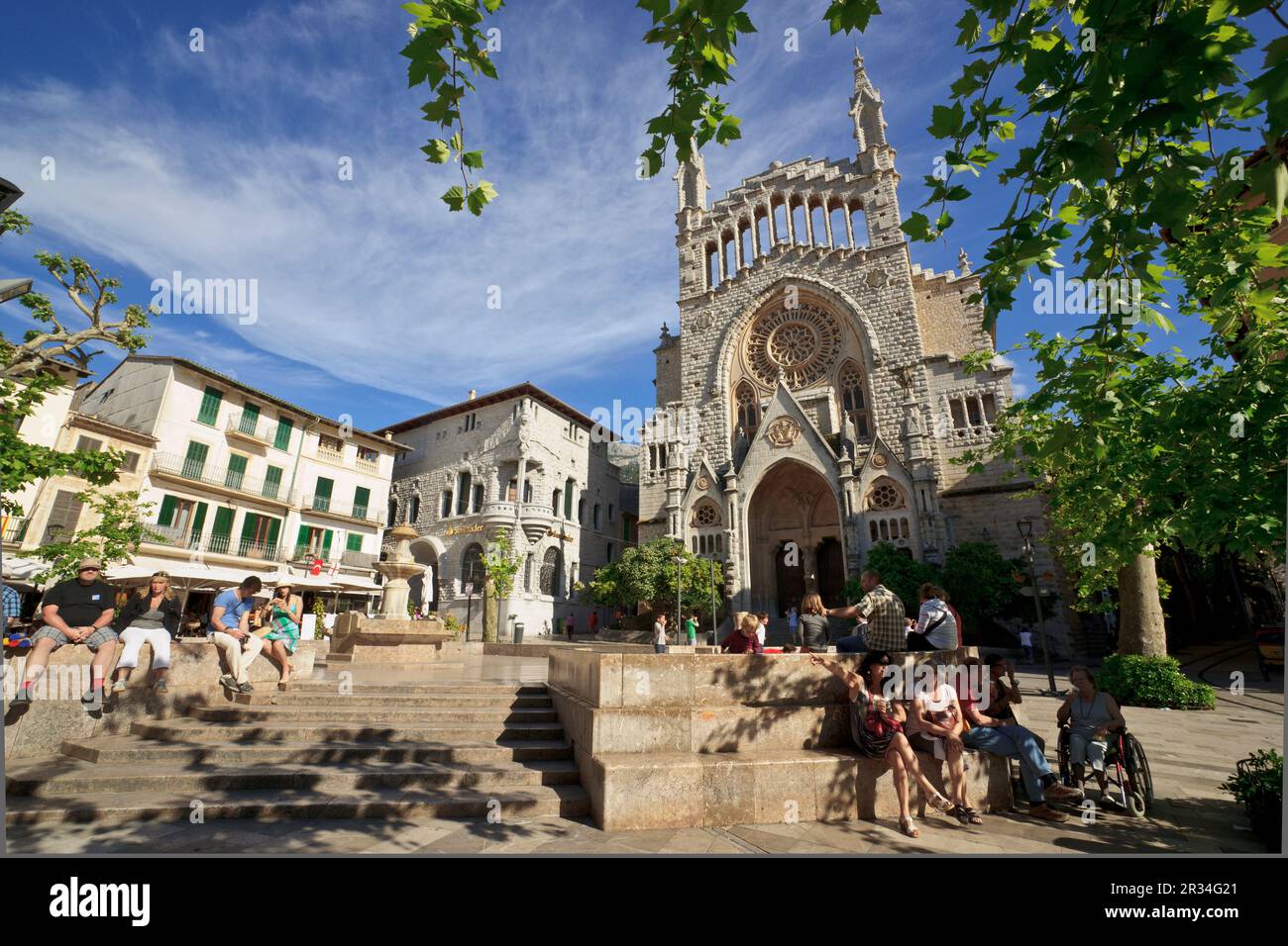 Chiesa parrocchiale di San Bartolome, originale del 12th ° secolo, route.Placa constitució.Soller.Mallorca.Baleari Isole. Spagna. Foto Stock