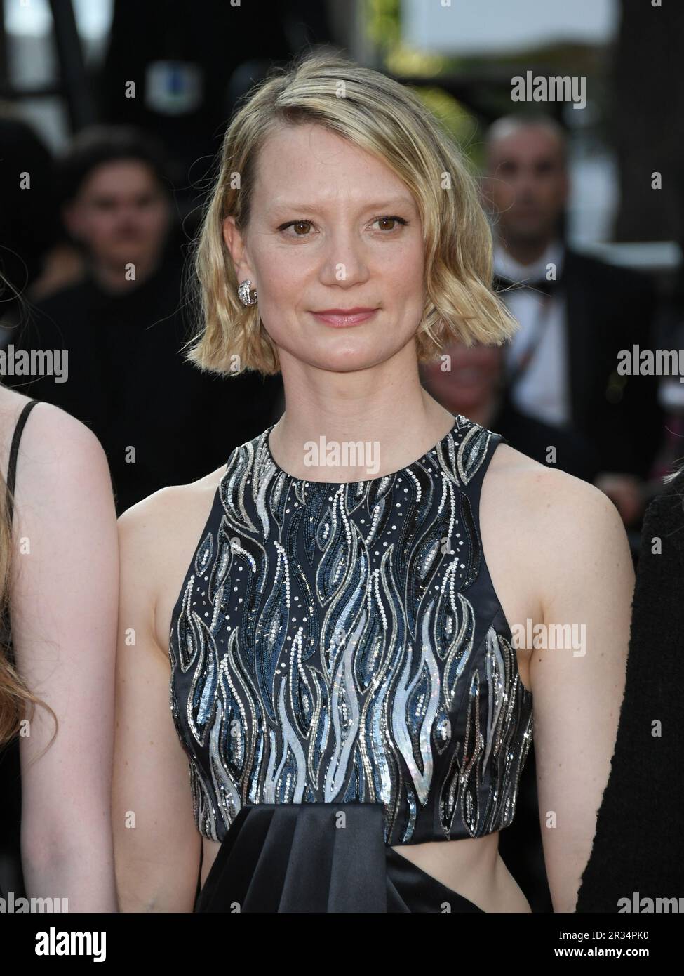 Cannes, Francia. 22nd maggio, 2023. 76th Festival del Cinema di Cannes 2023, sera 7 - film di Red Carpet 'Club Zero'. Nella foto mia Wasikowska Credit: Independent Photo Agency/Alamy Live News Foto Stock