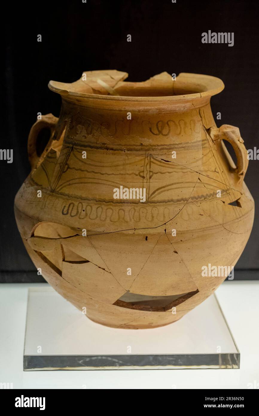 Vasija pintada para guardar alimentos, Necrópolis de Carratiermes, siglo I d.C. museo del Yacimiento Arqueológico de Tiermes, Soria, Comunidad Autónoma de Castilla y León, Spagna, Europa. Foto Stock