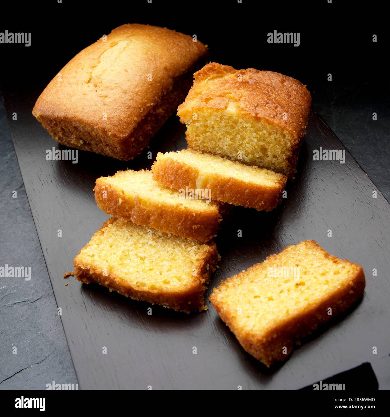 Mini focacce al mais, una a fette Foto Stock
