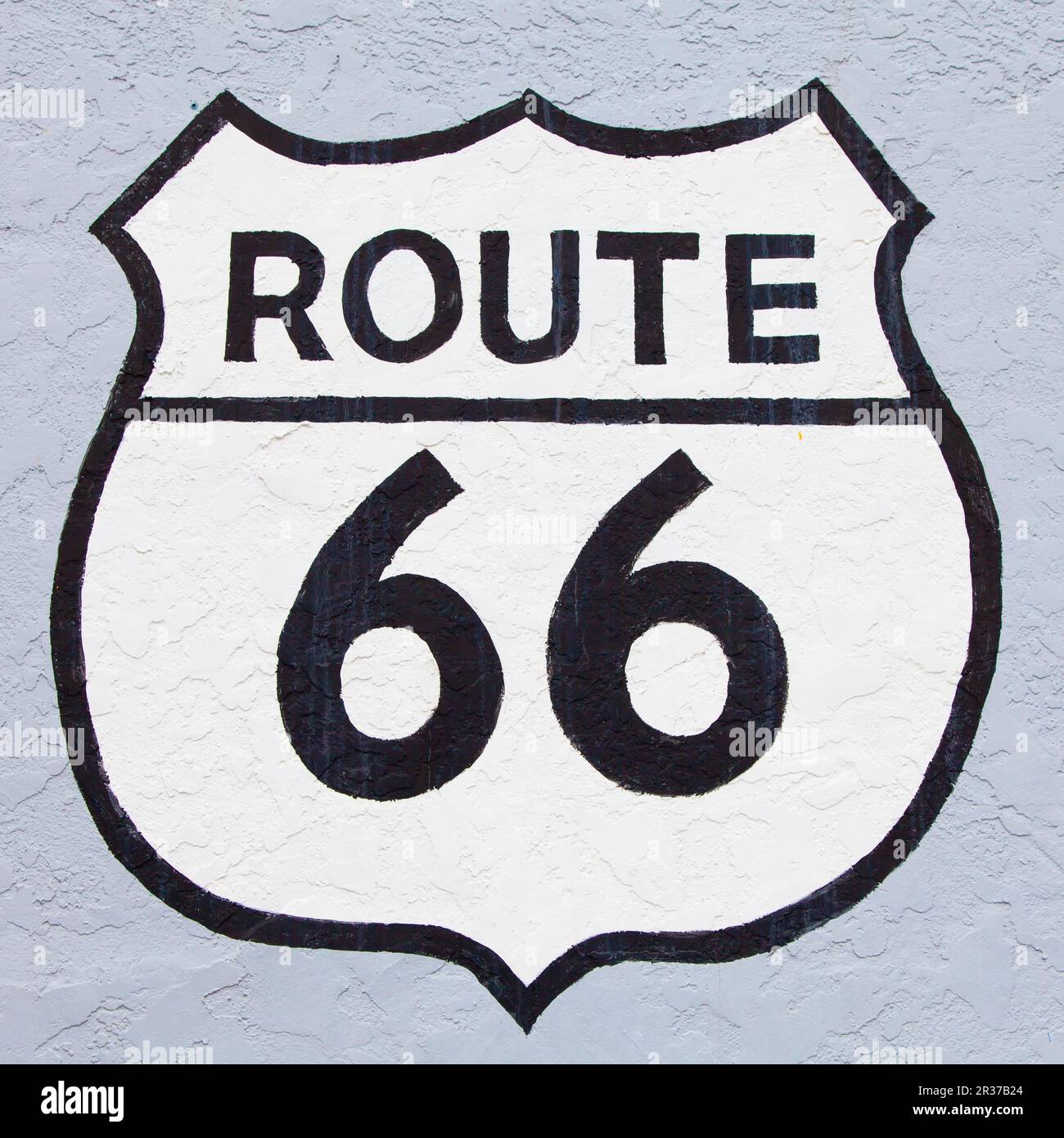 Famoso streetsight Route 66 dipinta su un muro a Flagstaff Foto Stock