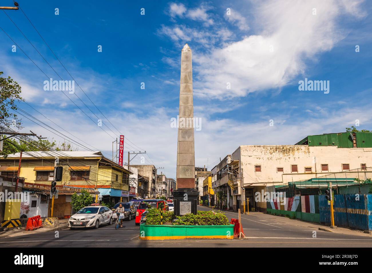 2 maggio 2023: L'Obelisco del colon, un monumento alto che segna l'inizio di Colon Street, la strada nazionale più antica e più corta nelle Filippine establis Foto Stock