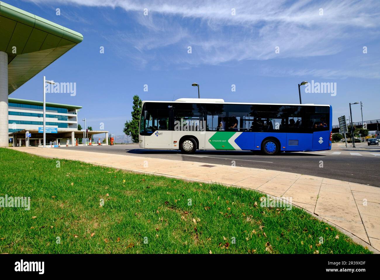 Autobus di linea de la Empresa Municipal de Transportes, EMT, ospedale figlio Espases, Palma di Maiorca, isole Baleari, Spagna, Europa. Foto Stock